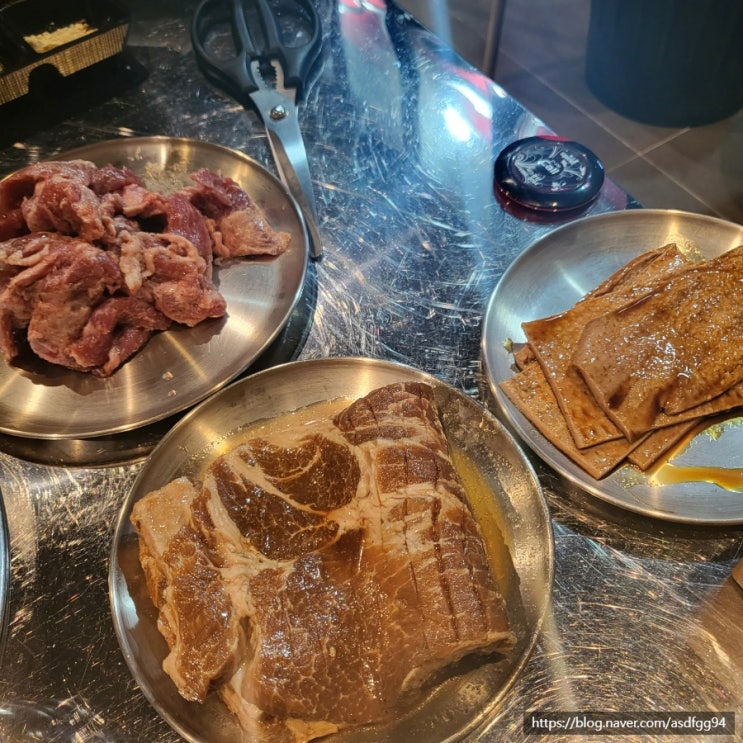  석남역 고기집 "일랭이네 껍데기" 메뉴다양쓰