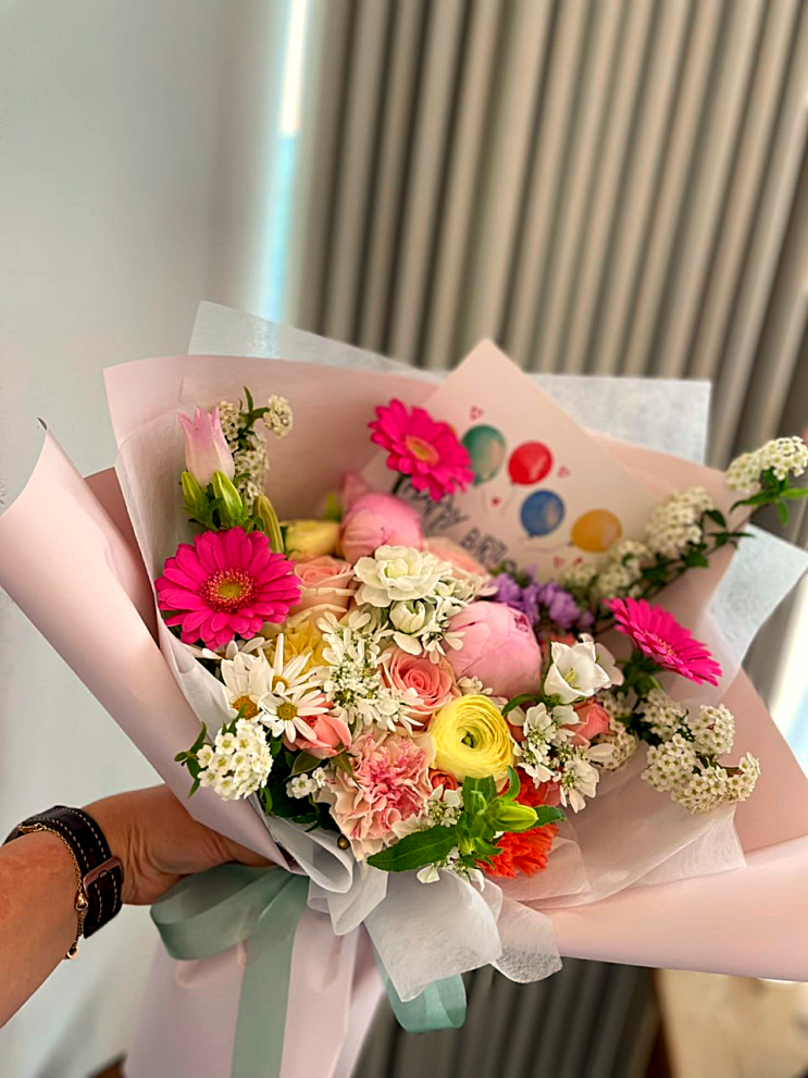  이천 꽃다발 예쁜집 생일 축하 꽃다발은 언제나봄날에서 해요