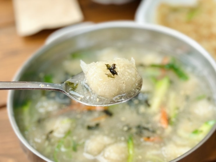  강릉 맛집. 감자적 1번지. 감자옹심이, 들깨칼국수, 장칼국수 맛있게 먹고 온 후기. 남항진 맛집.옹심이 마을 식당.