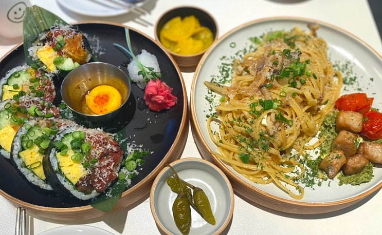[서울대입구 맛집]분위기 좋은 초이다이닝_(주말 저녁 웨이팅/육회 후토마끼/ 항정살 명이 파스타)