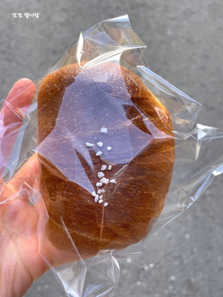  왕십리 빵집 빵수니 인생소금빵 바게트 식빵 - 뺑드미 제빵소