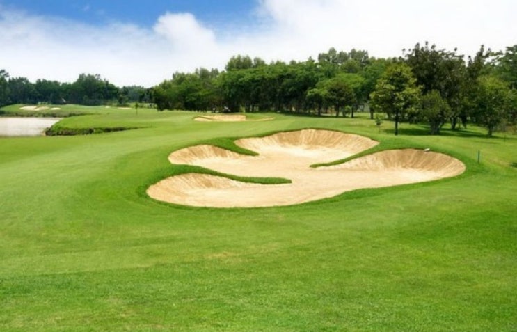  까라왕 가성비 출장 호텔 - 반둥 골프장 BANDUNG INDAH GOLF