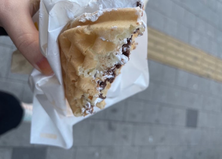  와플먹었어요