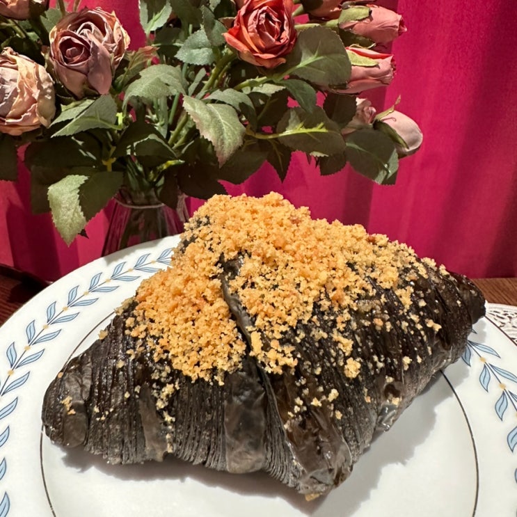 행궁동카페 & 베이커리 루아즈 블랑제리에서 빵 데이트어때?
