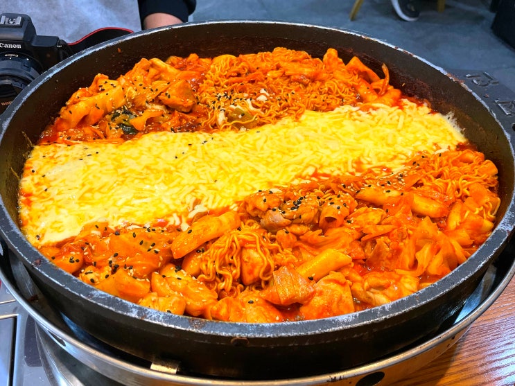  #44 홍대닭갈비 '장인닭갈비' - 외국인도 좋아하는 맛!?