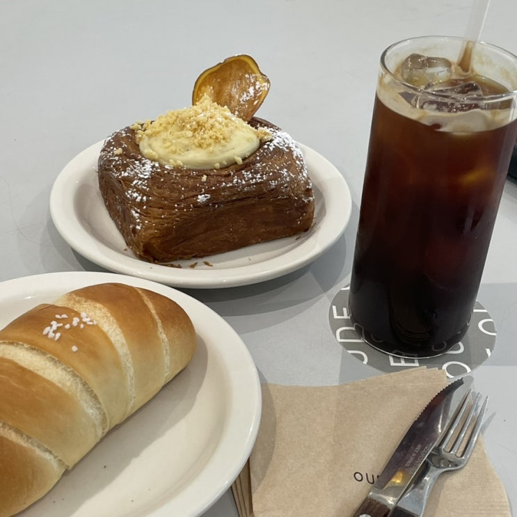  성수 카페 오우드 성수2호점 베이커리 맛집!