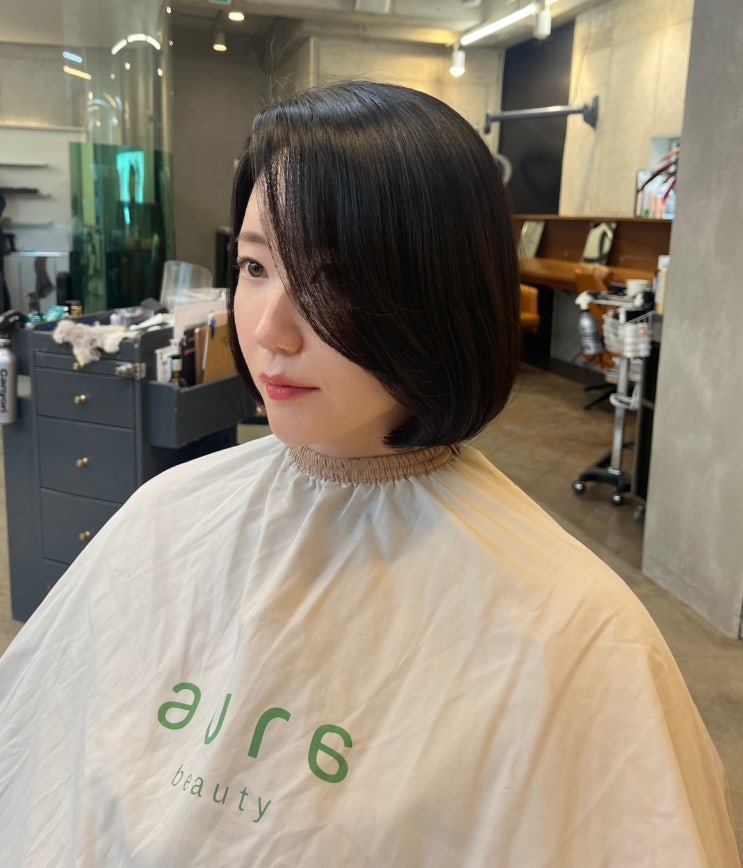  청담동 미용실 아우라뷰티에서 단발커트  이유진 아티스트 커트잘하는 미용실