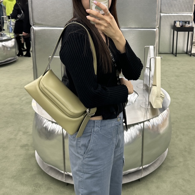  예쁜 가방 한가득 오소이 더현대 팝업 후기!