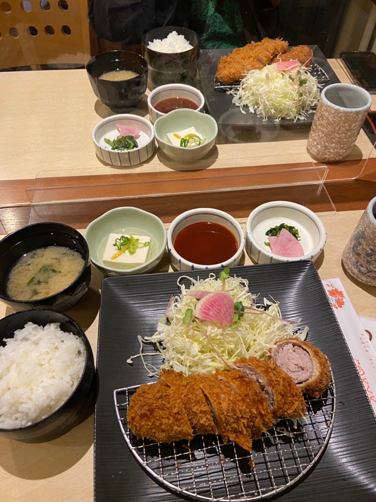 일본 오사카 난카이 난바역 맛집 KYK 돈카츠