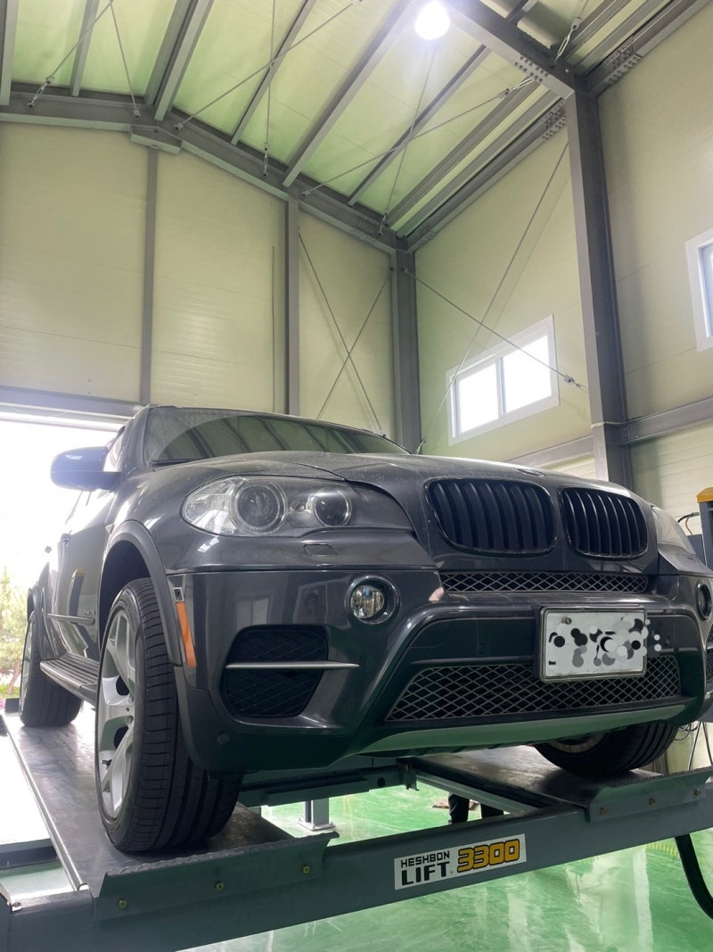 경기 오산 외삼미로 / 휠복원/도색 / BMW / X5