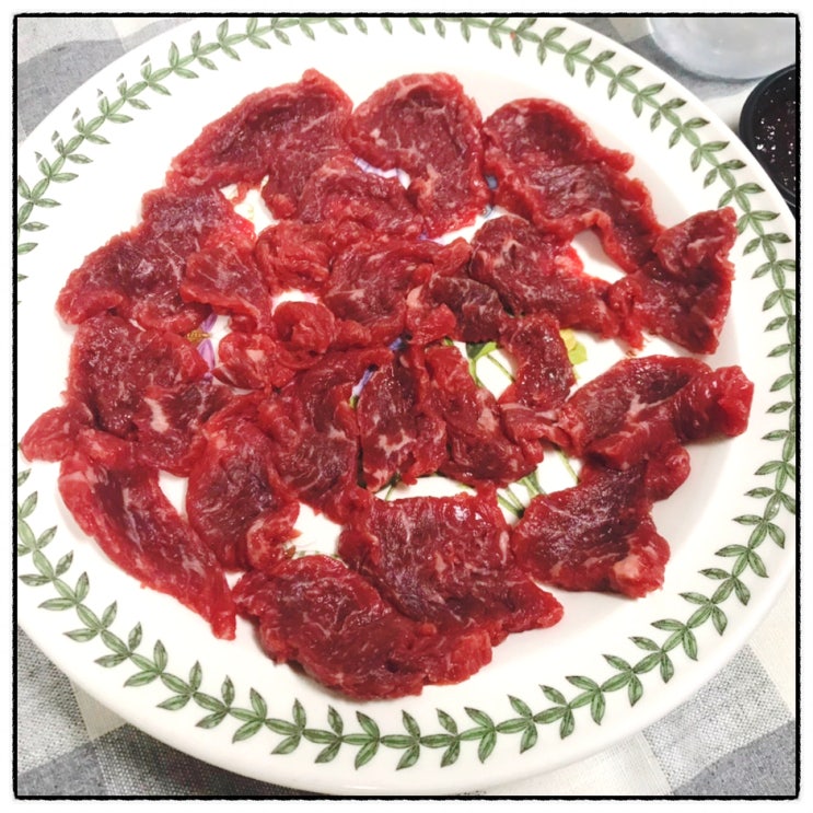  한우등심 뭉티기 주안정육점 우리가족고기집 육사시미 맛있어요