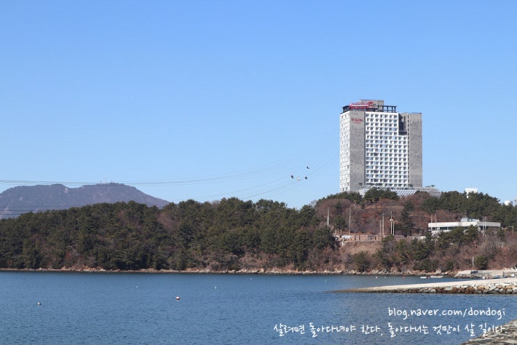  여수 라마다 짚트랙, 진모지구, 라마다 프라자 바이 윈덤 여수, 영화 한산 노량 촬영장