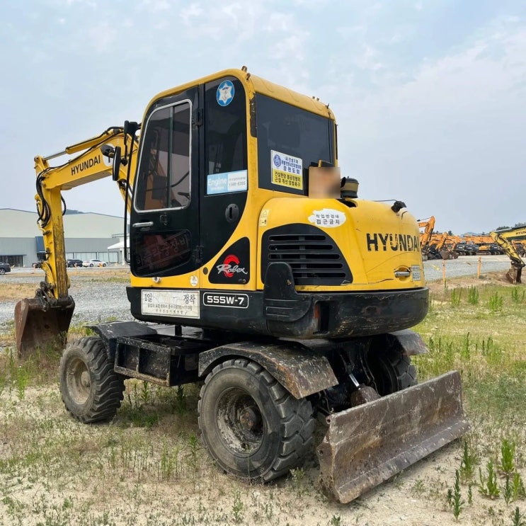현대 R555W 2006년식 3500만원 판매합니다. 현대 R555W 2006년식 3500만원 판매합니다.