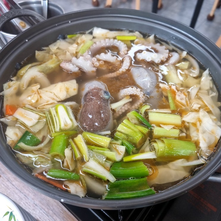  진도 맛집] 진도쏠비치 근처 봄철 보양식 낙지 연포탕 맛집 '가온전복'
