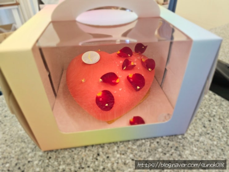  일산 케이크 루렌비스 하트블라썸 기념일 케이크