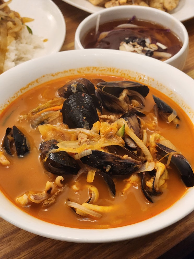  군산 지곡동 짬뽕일번지 - 새벽까지 영업하는 중국집 현지인 맛집