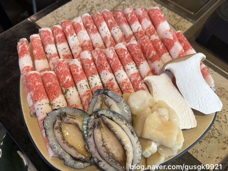  강남역 맛집 백억하누|투쁠한우,완도전복,관자 삼합맛집