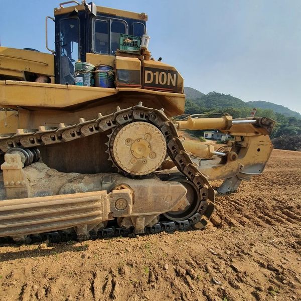 캐타필라 D10N 1991년식 1억원 판매합니다. 캐타필라 D10N 1991년식 1억원 판매합니다.