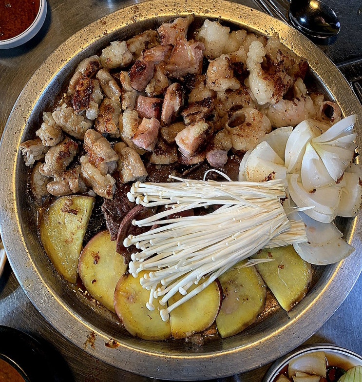  왕십리곱창거리 마장황소곱창 (성동구청공영주차장 가격정보)