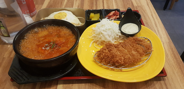  신림의 맛있는 숨은 보석, 손가네 수제 돈까스! 조용한 데이트코스!