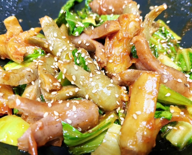  이사 전 냉파 저녁메뉴 [피마자나물/ 소세지볶음/오야꼬동/ 된장찌개]