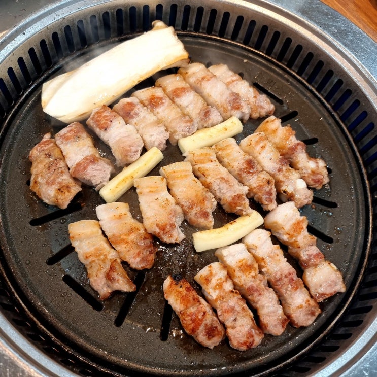  대구 본리동 맛집] 육즙 가득 달서구 삼겹살 맛집 숙성통생삼겹살 '장육식당'