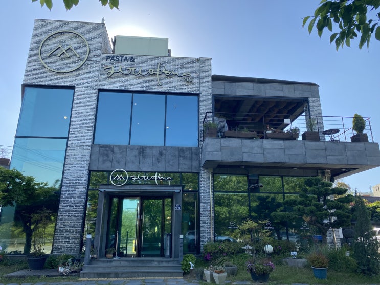  [경남창원 대형카페추천] 주남저수지 근처 분위기좋은 대형카페 “커피여행”