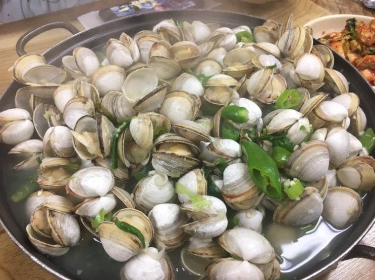 하루 손님만 1300명 이상이라는 대전 칼국수집 하루 손님만 1300명 이상이라는 대전 칼국수집