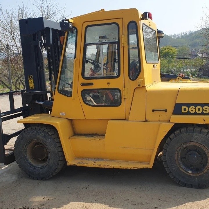 두산 D60S 6톤 2002년식 1500만원 판매합니다. 두산 D60S 6톤 2002년식 1500만원 판매합니다.