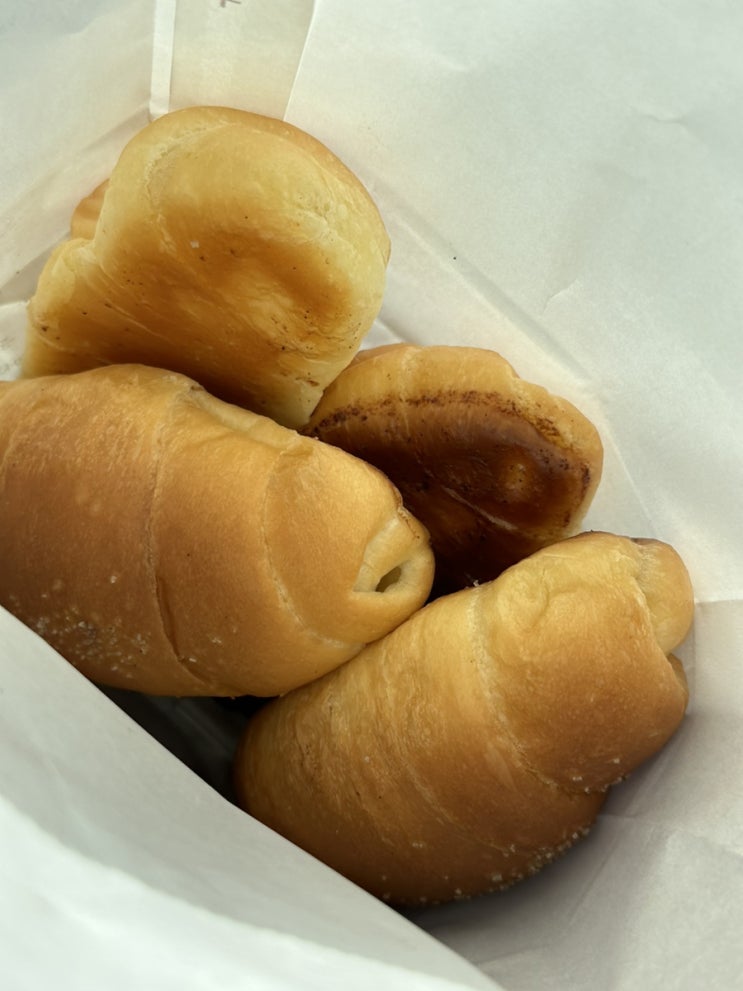  영종도 맛집 구읍뱃터 빵맛집 베이커리 '자연도소금빵'  구읍뱃터 신상 맛집 카페