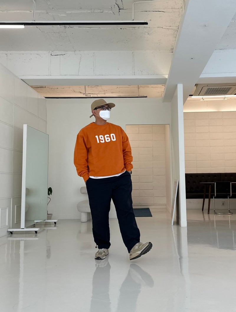 유니폼브릿지 1960 맨투맨 솔직 리뷰/ 실착/ 사이즈팁 "1960 sweatshirts yellow orange"