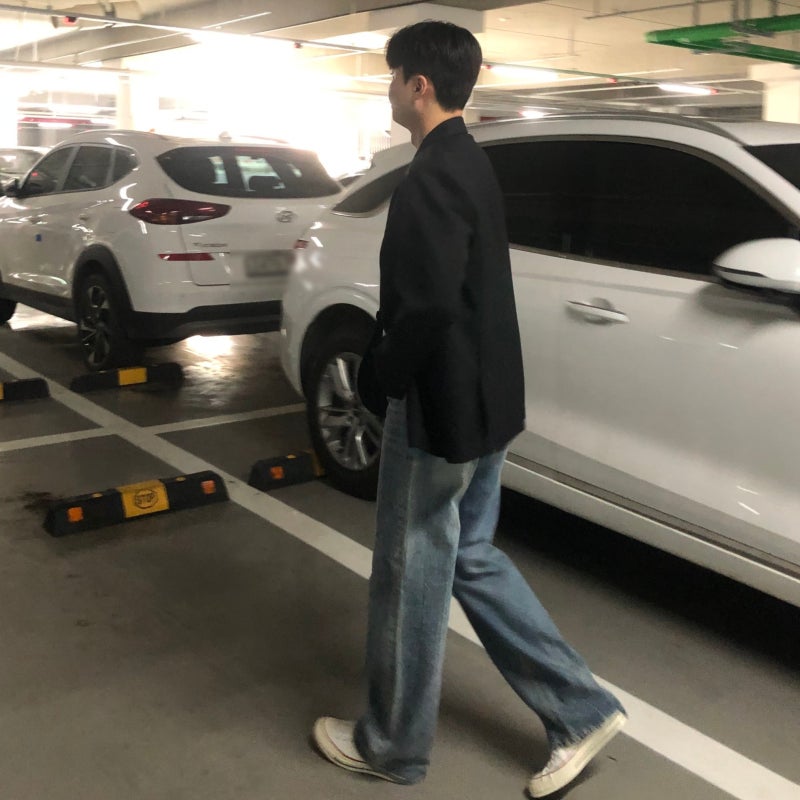 모드나인 데님 청바지 MOD7w 와이드 스트레이트 핏으로 깔끔!