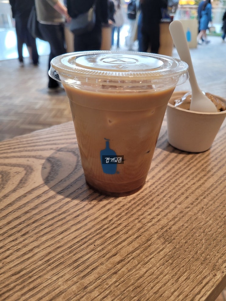  [여의도라떼맛집] 블루보틀 여의도 더현대점