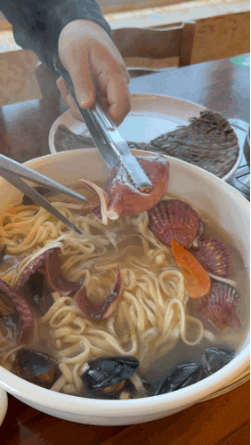  영종도 구읍뱃터 해물칼국수 맛집 ‘한두레 해물칼국수’