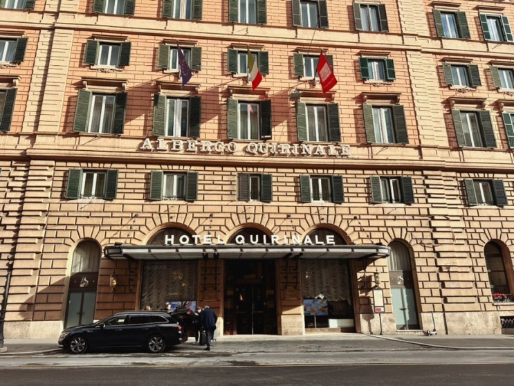 로마여행 숙소 고르는 법 그리고 로마 4성급 호텔 퀴리날레(Hotel Quirinale) 이그제큐티브 디럭스 룸 체크인 후기
