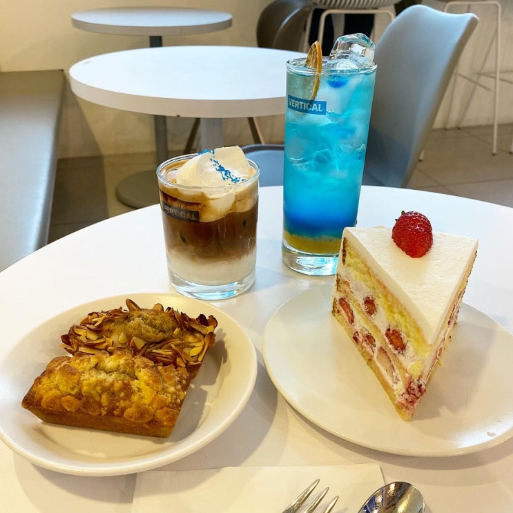  홍대 케이크 맛집 버티컬커피 홍대 디저트카페 추천