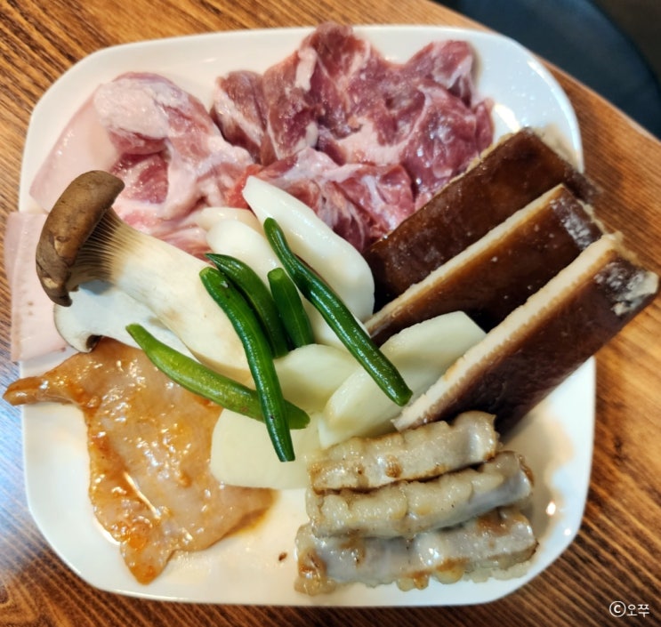  [수원 호매실 맛집] 육짝 호매실점 / 육짝 세트 1번 추천
