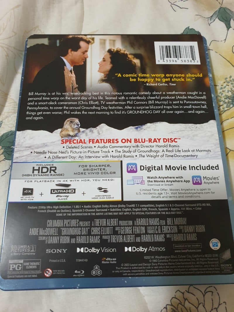 #CapCut Madeline Gail Kahn born September 29, 1942 – December 3, 1999 was  an American actress, comedian, and singer. She is known for comedic roles.  Her roles were primarily comedic rather than ..., image size:800x1067