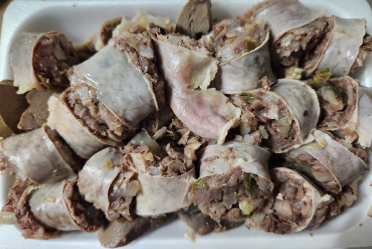 석촌역 옛날가마솥순대 토종순대 강력추천! 송파구 순대트럭 내돈내산 석촌역 옛날가마솥순대 토종순대 강력추천! 송파구 순대트럭 내돈내산