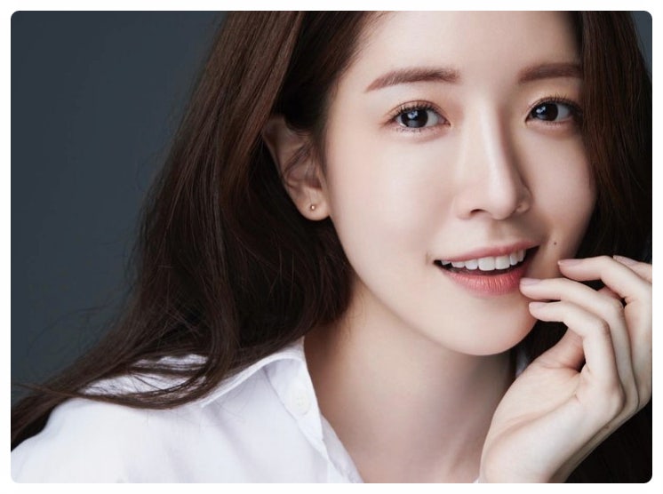 정인선 과거 사진 리즈 어린시절 백종원의 골목식당 MC 인스타 아역 배우 데뷔