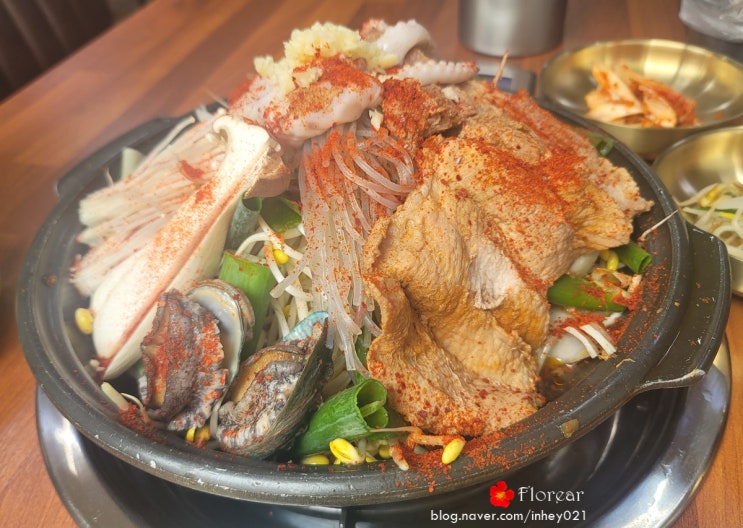 제주 서귀포 맛집 낭쿰낭쿰 본점 흑돼지 해물갈비전골 제주 서귀포 맛집 낭쿰낭쿰 본점 흑돼지 해물갈비전골