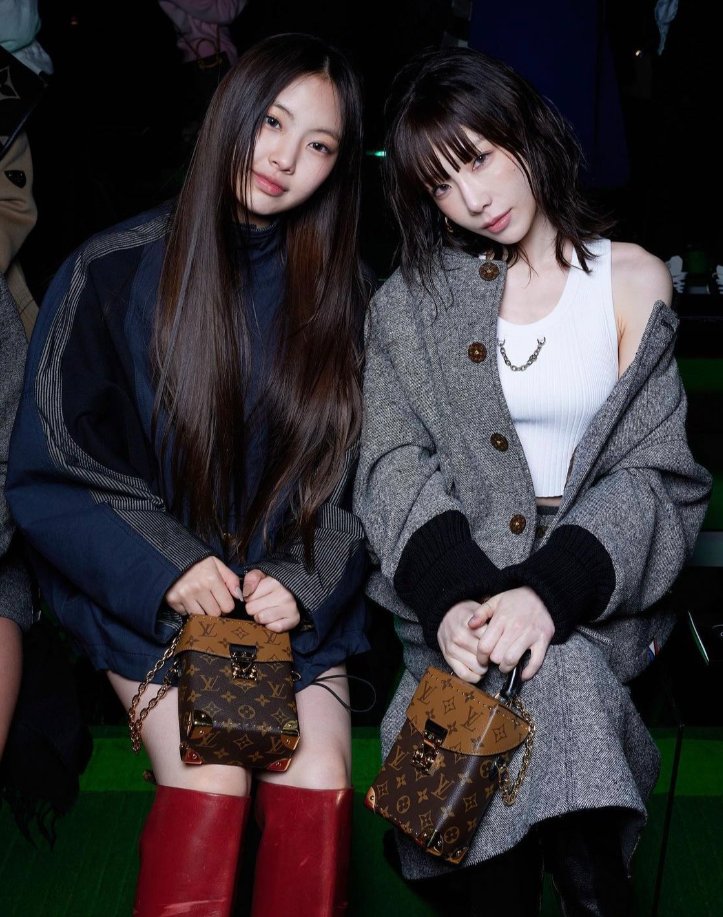 "19세 나이차이" 소녀시대 태연, 뉴진스 혜인과 투샷 잡혔지만 전혀 밀리지 않았다고 난리 "19세 나이차이" 소녀시대 태연, 뉴진스 혜인과 투샷 잡혔지만 전혀 밀리지 않았다고 난리