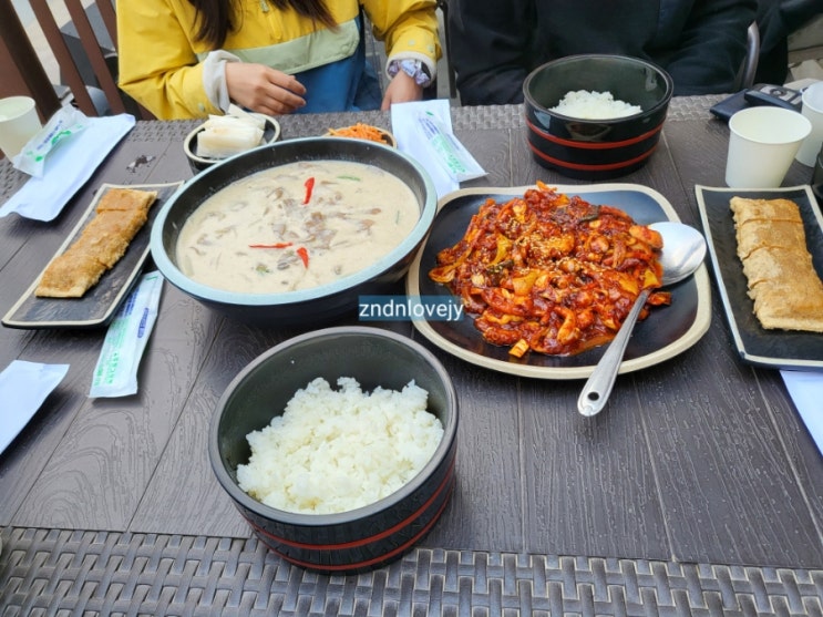  식당] 광교 앨리웨이 실외 아기 및 애견동반 맛집 '낙찌하다' & 실내 애견동반 가능 카페 '연남방앗간' 후기
