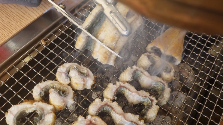 하남장어맛집 :: 담백한 소금구이 '황토민물장어'