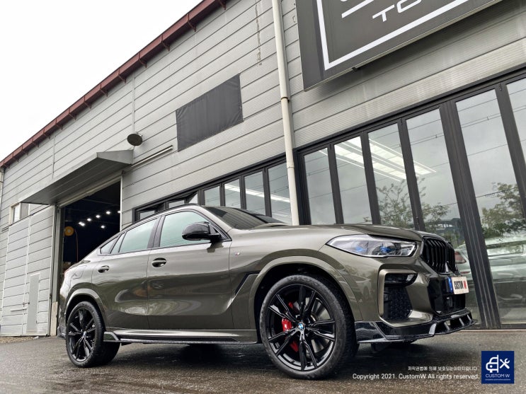  BMW X6 M50i 747M 블랙유광 휠도색