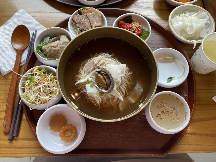  깔끔한 한 상의 잘빠진메밀 서촌