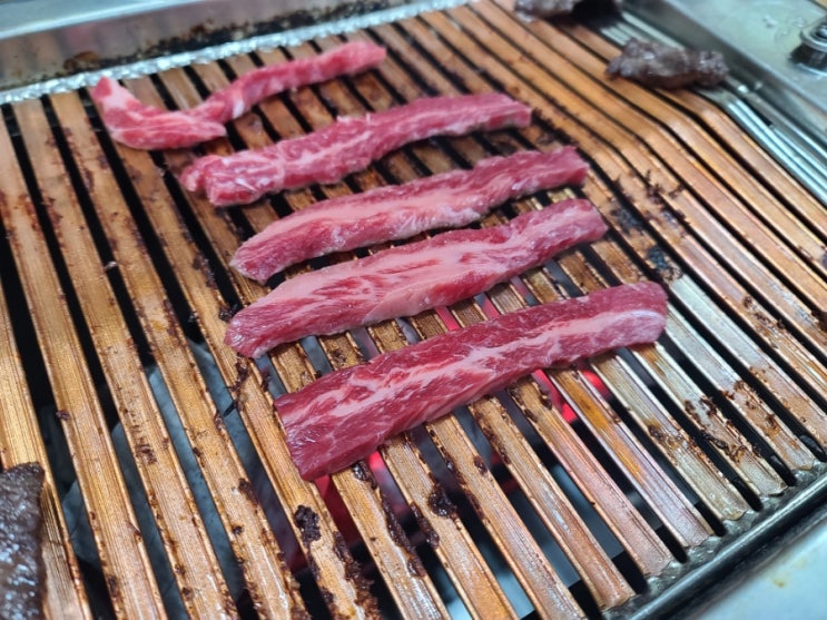  부여 한우 맛집 미우한우 정육점 한우 먹으면 상차림비 없어요.