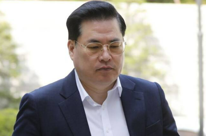 [이재명 게이트] <b>재판</b>에서 끝내... 채용 과정, <b>정진상</b>에 직접 보고."