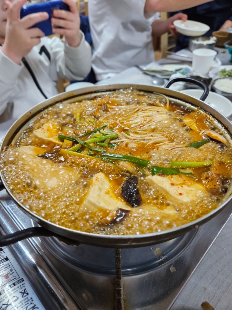  덕주골산장ㅣ월악산 송계 계곡 덕주사 현지인 추천 찐맛집 (feat.제철나물)