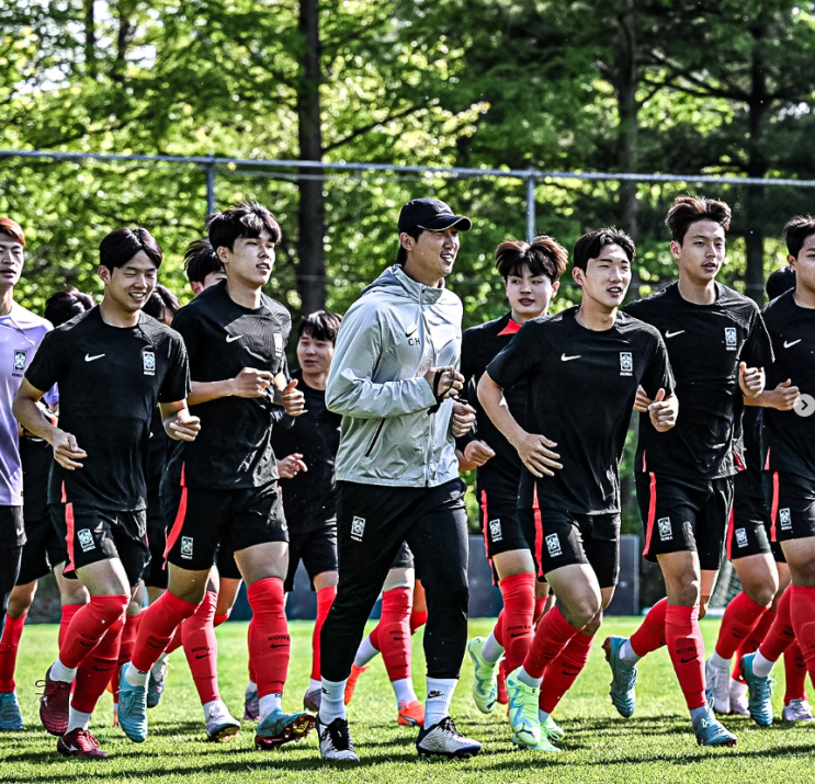 U-20 월드컵 대비 국내 3차 훈련 참가할 25명 명단발표,21명의 최종 엔트리는 훈련 종료 후 5일 오후에 발표될 예정,U-20 월드컵 조별리그 경기일정